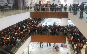 Apple reseller in Malaysia forced to cancel $50 iPhone sale when thousands of people showed up