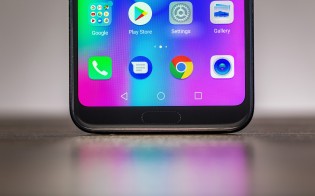 Honor 10 notch and fingerprint sensor