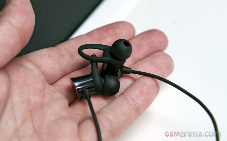 mivi m20 earbuds price