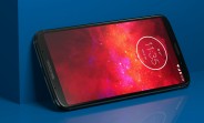 Moto Z3 Play goes official, works with all Moto Mods