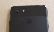 Google Pixel 3 XL prototype leaks in live images with a notch and chin