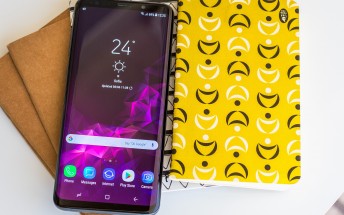 Analysts predict that Samsung will miss its 350 million target of smartphone sales