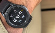 Samsung Gear S3-series get firmware update, fixes the battery overheating issue
