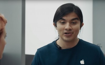 Samsung reopens Apple-dissing campaign in latest ad