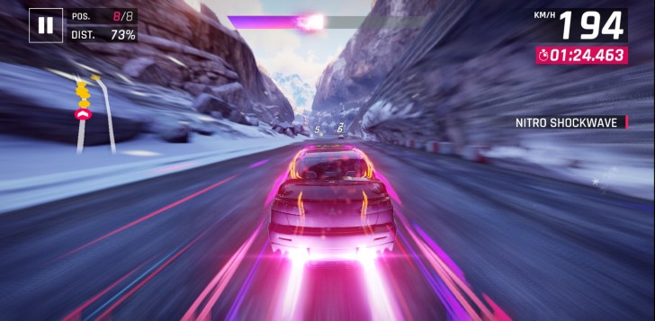 Asphalt 9 on Samsung Galaxy, Gaming