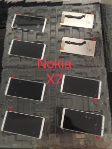 Alleged display panels: Nokia X7