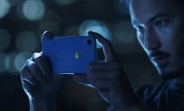 Apple iPhone XR pre-orders start today
