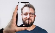 Huawei Mate 20 Pro's face unlocking gets fooled quite easily