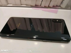Mi Mix 3 dual cameras: on the back