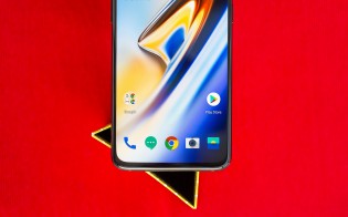 OnePlus 6T with new, smaller bezels