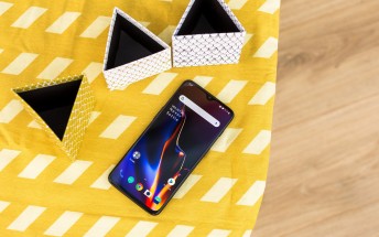 OnePlus 6T gets its first update