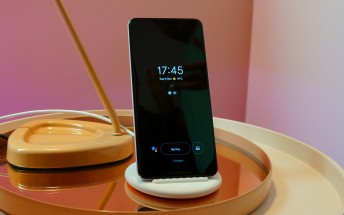 Pixel Stand hands-on: doing what Home Hub does with your Pixel 3