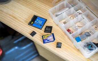 Counterclockwise: short history of the memory card