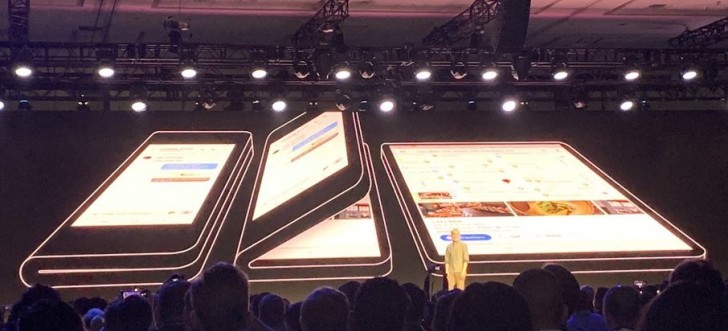 Samsung officially unveils the Infinity Flex foldable display