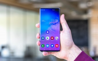 Samsung Galaxy S10+ first software update rolling out