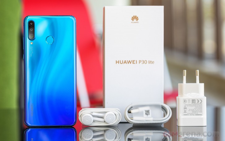 Huawei P30 Lite Photos and Images