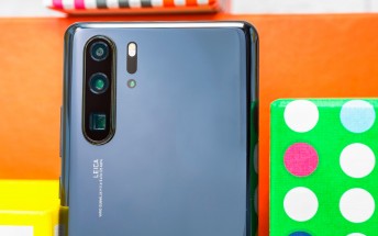 Huawei P30 Pro torn down on video