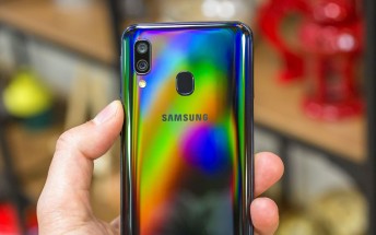 Samsung Galaxy A40 in for review