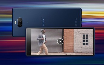 Netflix, Amazon and Google Play have 21:9 movies you can watch on Xperia 1 and 10