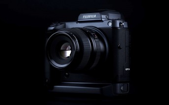 Fujifilm GFX100 is a $10,000 medium format camera with 102MP sensor