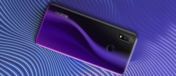 realme 3 pro android version 10