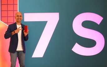 Redmi Note 7S shown in live image