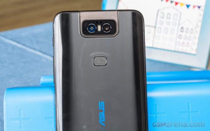 Asus 6z 6GB/128GB and 8GB/256GB versions will be available in India starting July 1