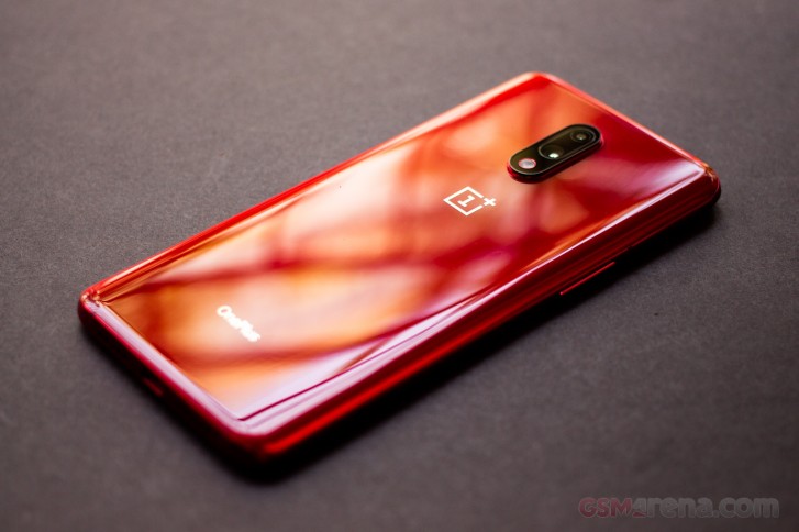 OnePlus 7 OxygenOS 9.5.6 update arrives with June security patch