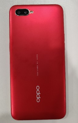 Oppo A1s back and front