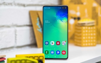 Samsung remains the undisputed leader of the display market