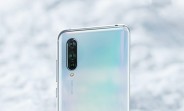 Check out the first image of the Xiaomi Mi CC9