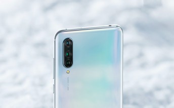 Check out the first image of the Xiaomi Mi CC9