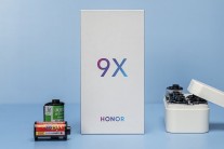 Yesterday's Honor 9X teaser images