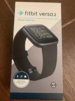 Fitbit Versa 2 retail box