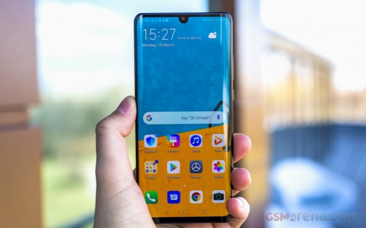 Huawei P30 and P30 Pro receiving Selfie Night mode with latest EMUI update