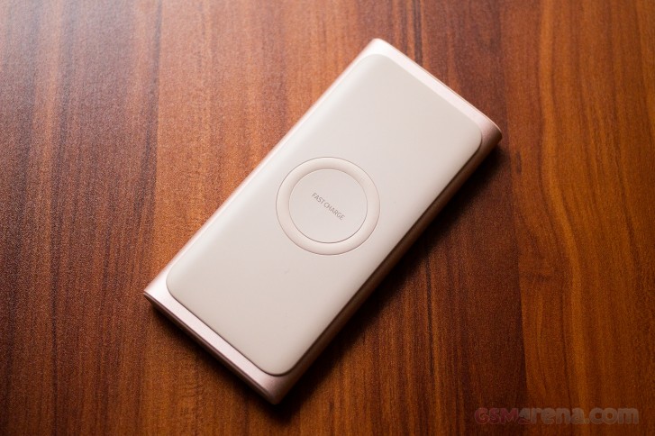 Samsung Wireless Powerbank hands-on -  news