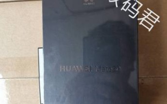 Huawei Mate 30 retail box pictured