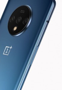 OnePlus 7T: image by @evleaks