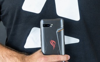 Benchmarking the Asus ROG Phone II Ultimate Edition with Snapdragon 855+