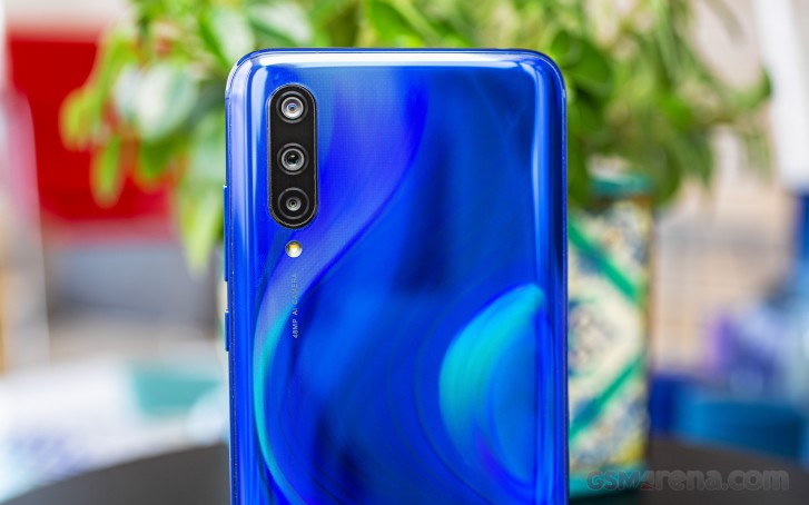 Xiaomi Mi 9 Lite in for review