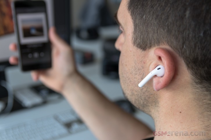 iOS 13.2 beta suggests of AirPods variant with noise-canceling