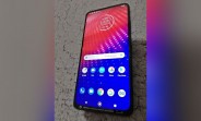 Motorola fan page posts unreleased Moto phone with pop-up selfie camera