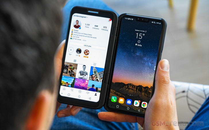 LG V50 ThinQ 5G with LG Dual Screen hands-on - GSMArena.com news