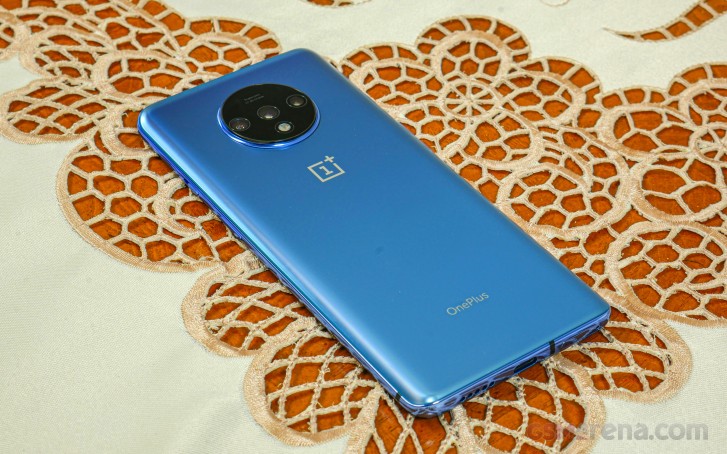 OnePlus 7T gets OxygenOS 10.0.3 with improved photo quality