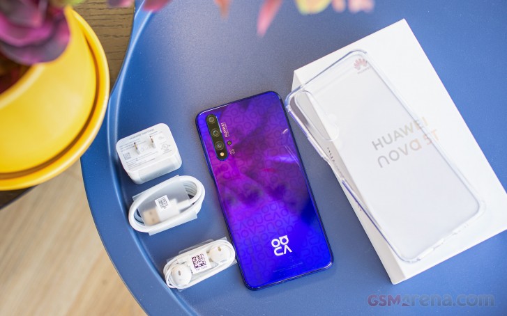 Huawei nova 5T in for review