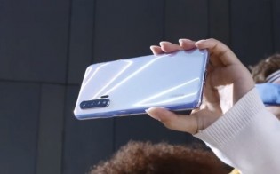 Huawei nova 6 5G front and back