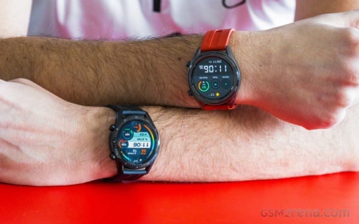 huawei watch gt vs samsung gear sport