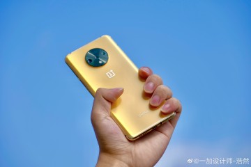 Unreleased Gold color option for the OnePlus 7T