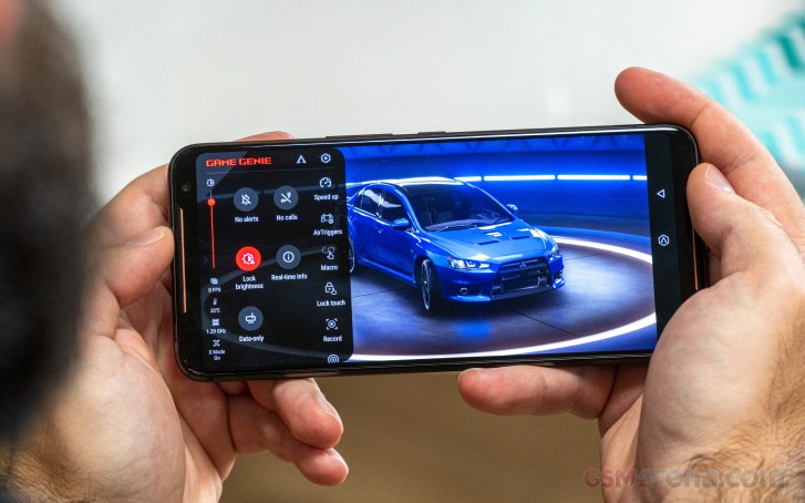 ROG Phone II software update adds horizontal and vertical swipe mapping to AirTriggers
