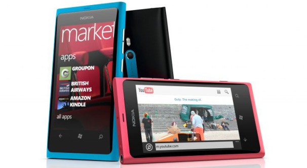 Flashback: the Nokia Lumia 800 was created by transplanting WP7 into Nokia N9's body